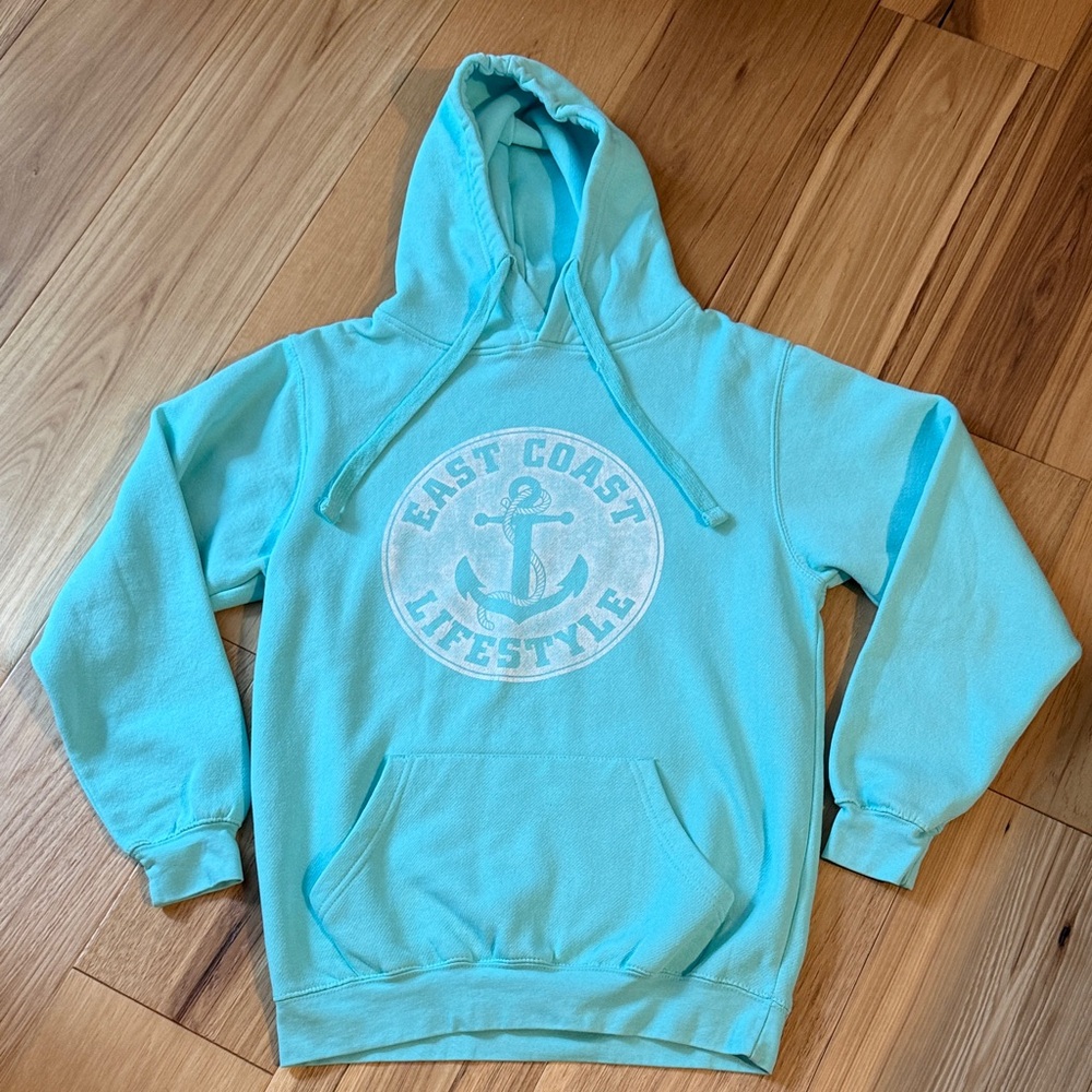 NWOT East Coast Lifestyle Hoodie